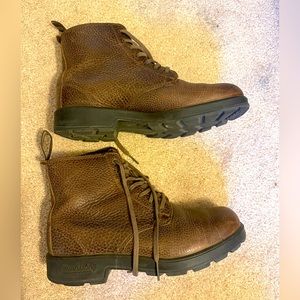 Blundstone ankle boots / combat boots / lace up / 8